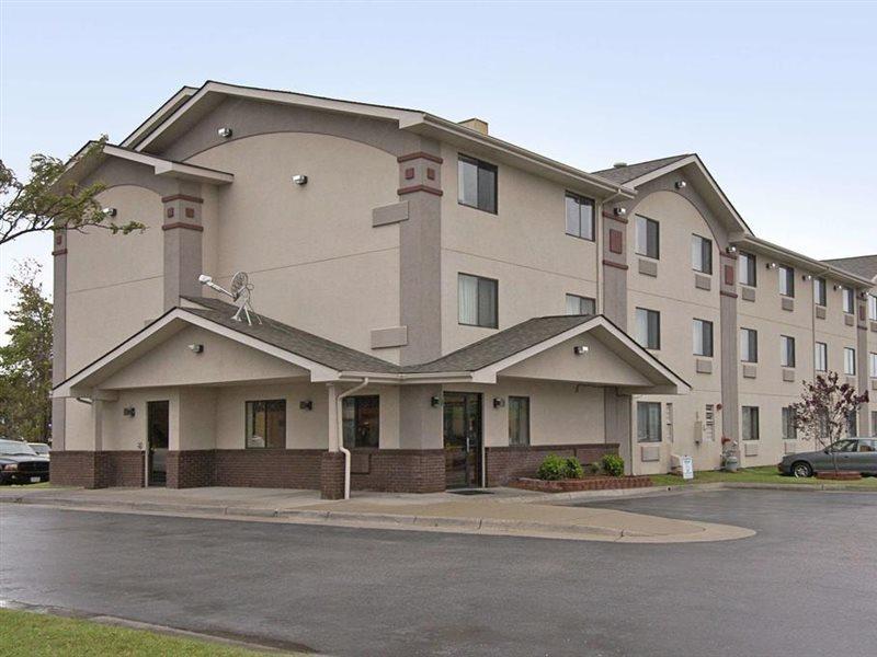Super 8 By Wyndham Newport News/Jefferson Ave. Hotel Luaran gambar