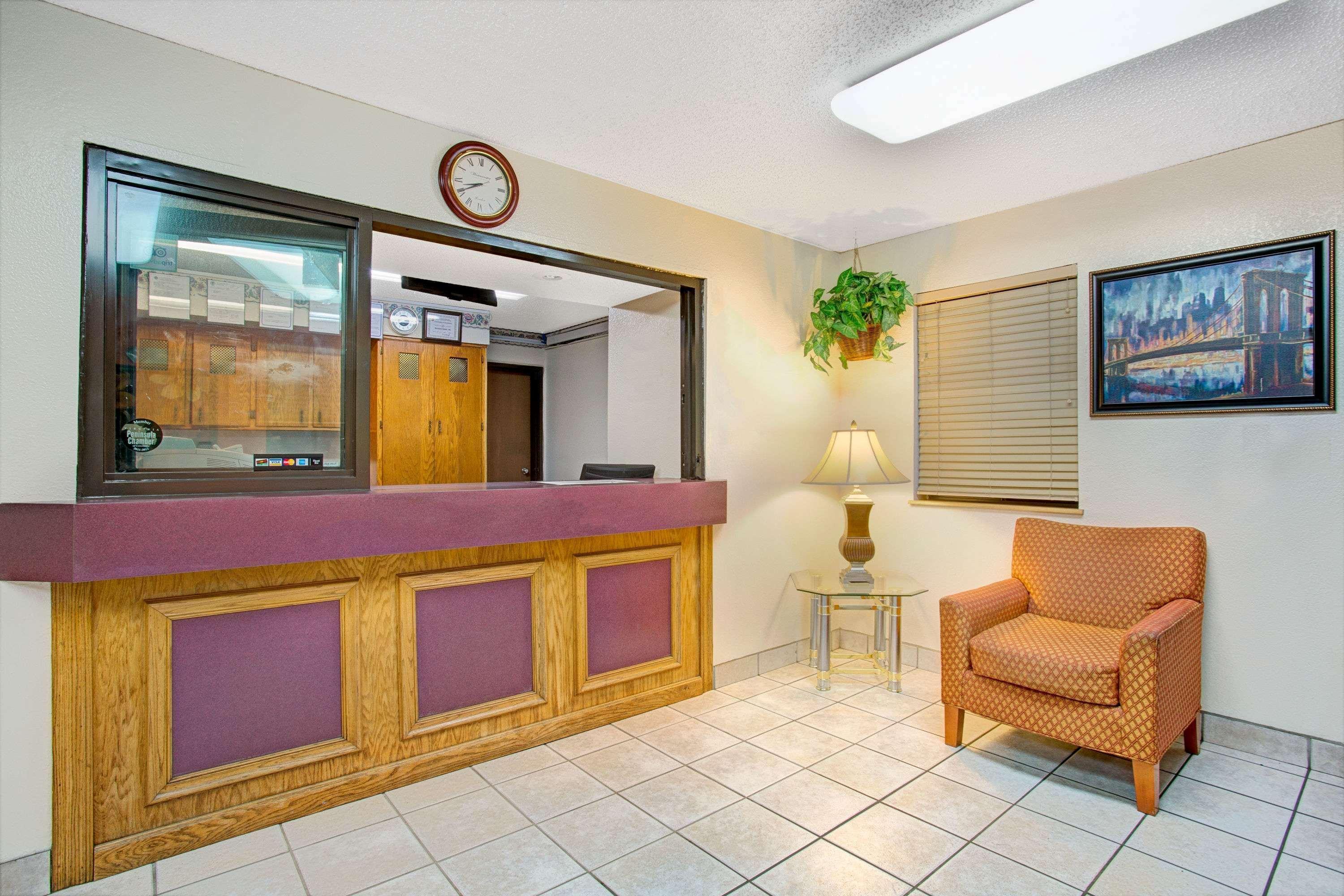 Super 8 By Wyndham Newport News/Jefferson Ave. Hotel Luaran gambar