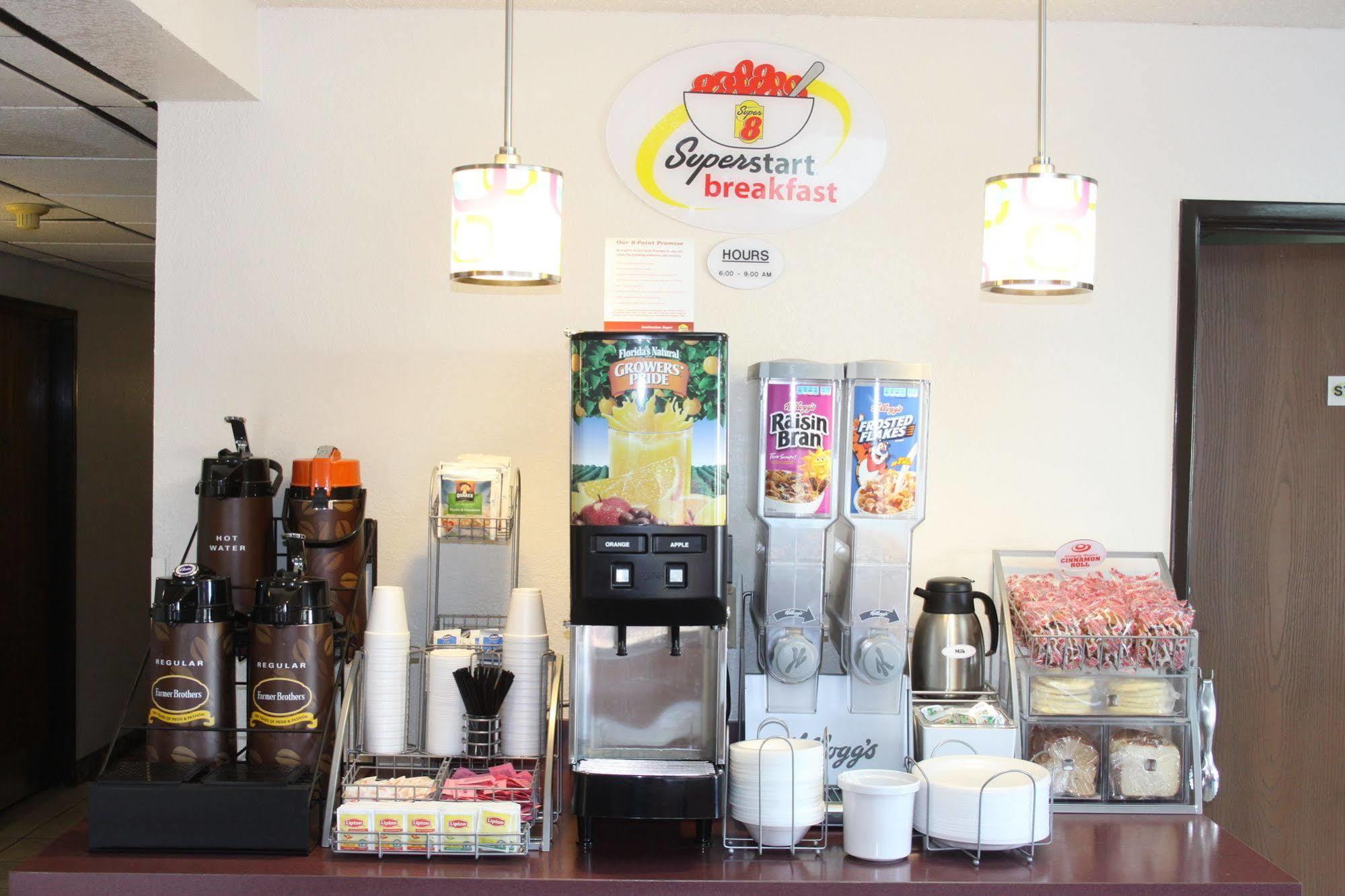 Super 8 By Wyndham Newport News/Jefferson Ave. Hotel Luaran gambar