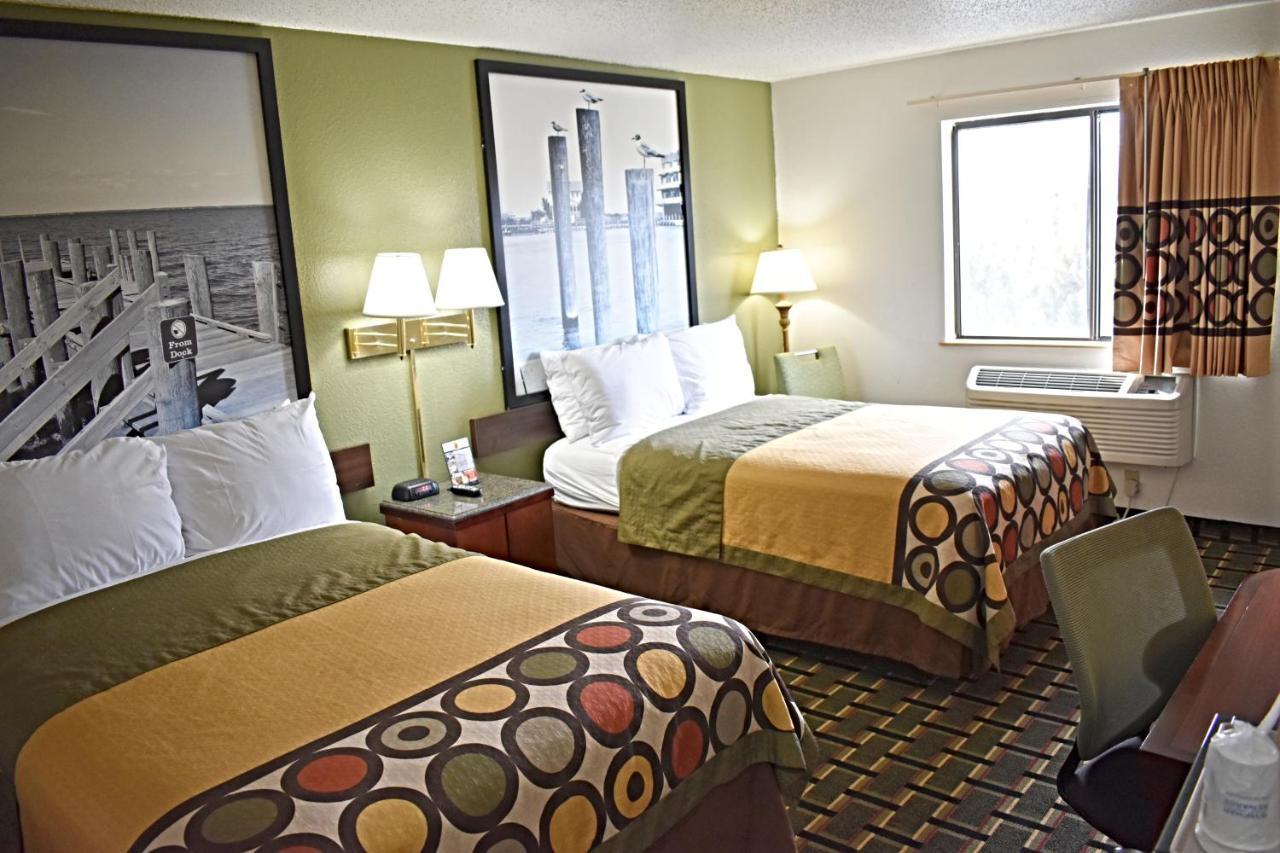 Super 8 By Wyndham Newport News/Jefferson Ave. Hotel Luaran gambar